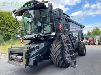 Combine harvester MASSEY FERGUSON