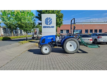 Farm tractor NEW HOLLAND Boomer 50