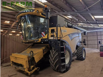 Combine harvester NEW HOLLAND CX series