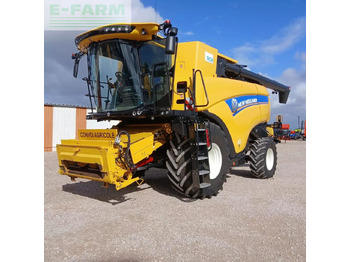 Combine harvester NEW HOLLAND CX series