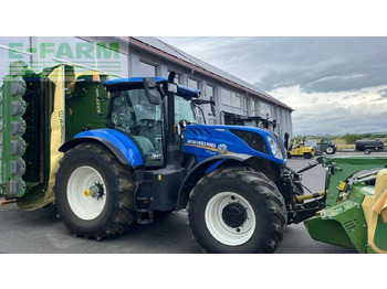 Farm tractor NEW HOLLAND T7.270
