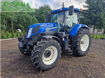 Farm tractor NEW HOLLAND T7.200