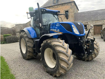 Farm tractor NEW HOLLAND T7