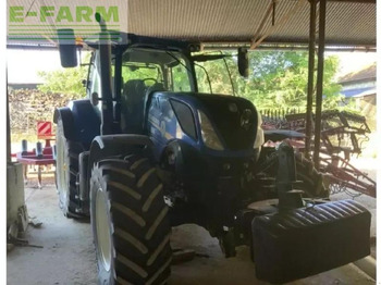 Farm tractor NEW HOLLAND T7.270