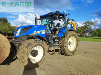 Farm tractor NEW HOLLAND T7.270