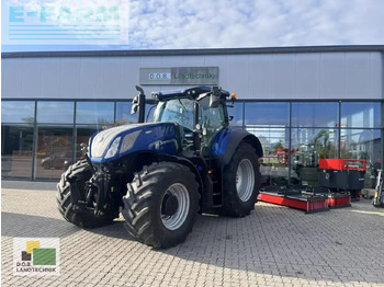 Farm tractor NEW HOLLAND T7