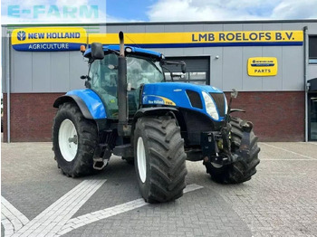 Farm tractor NEW HOLLAND T7000