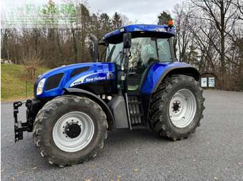 Farm tractor NEW HOLLAND T7000