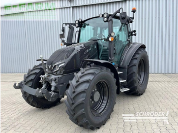 Farm tractor VALTRA