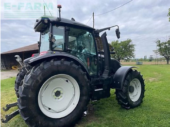 Farm tractor Valtra g125v: picture 4