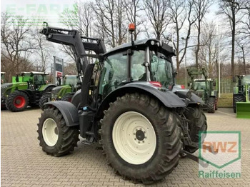 Farm tractor Valtra n134 a: picture 4