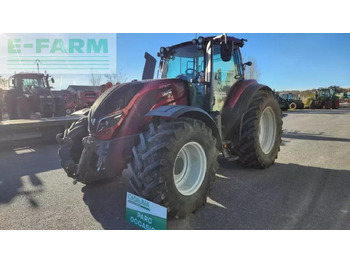 Farm tractor VALTRA T214