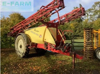 Trailed sprayer