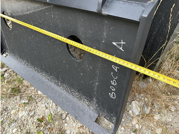 Quick coupler BOBCAT