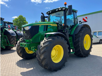 Farm tractor JOHN DEERE 6R 215