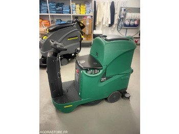 Scrubber dryer