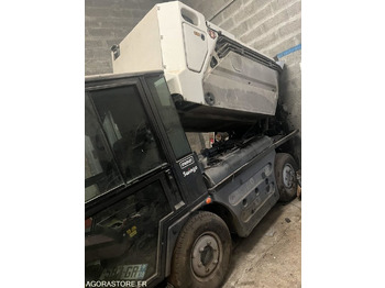 Road sweeper BALAYEUSE SCHMIDT SWINGO 2001+ UNE BALAYEUSE BOSCHUNG 2001: picture 3 Road sweeper BALAYEUSE SCHMIDT SWINGO 2001+ UNE BALAYEUSE BOSCHUNG 2001: picture 3