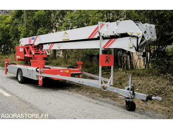 Self-erecting tower crane KLAAS