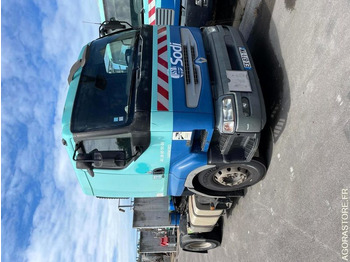 Tractor unit RENAULT Premium