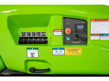 Articulated boom NIFTYLIFT