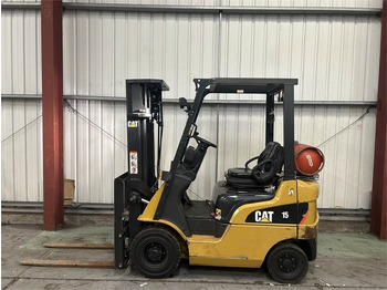 LPG forklift CATERPILLAR GP