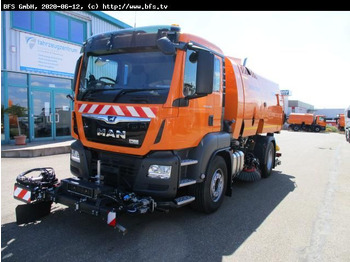 Road sweeper BUCHER