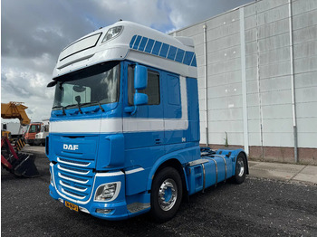 Tractor unit DAF XF 440