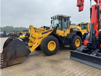 Wheel loader KOMATSU WA320