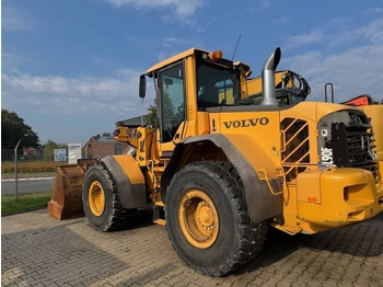 Wheel loader VOLVO L90F