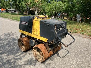 Roller BOMAG BMP 851: picture 3