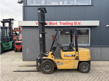 Diesel forklift CATERPILLAR