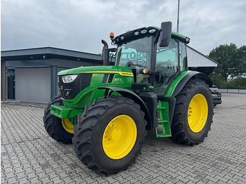 Farm tractor JOHN DEERE