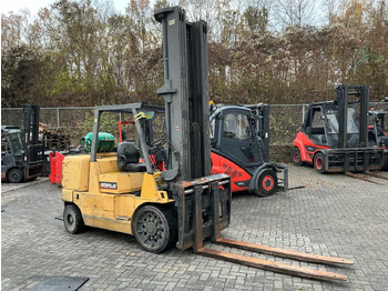 Forklift CATERPILLAR GC