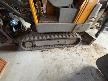 Excavator 2004 VOLVO EC27C CRAWLER EXCAVATOR: picture 4