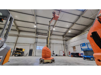 Aerial platform JLG