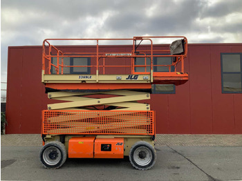 Aerial platform JLG