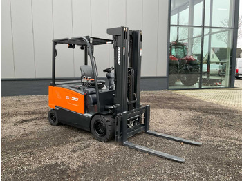 Forklift DOOSAN