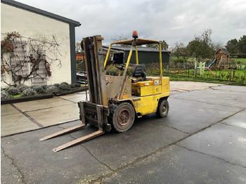 Forklift CATERPILLAR