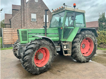 Farm tractor FENDT