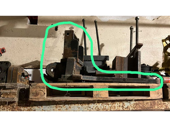 Farm tractor INTERNATIONAL