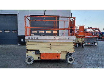 Aerial platform JLG