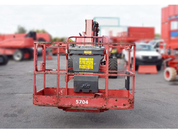 Aerial platform JLG 800AJ: picture 2
