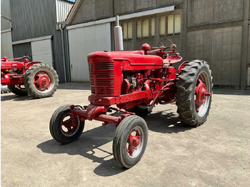 Farm tractor McCORMICK