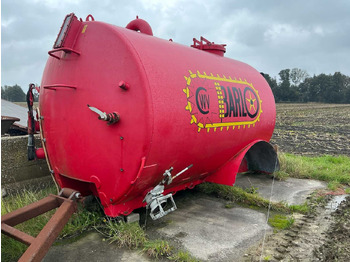 Slurry tanker