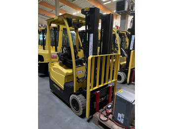 Electric forklift HYSTER