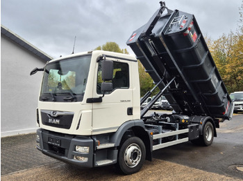 Hook lift truck MAN TGM 15.290