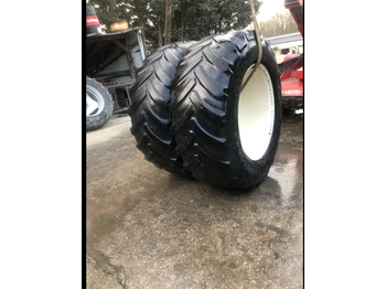 Farm tractor