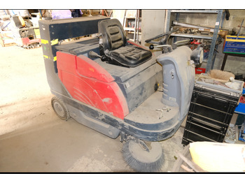 Industrial sweeper