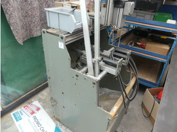 Milling machine