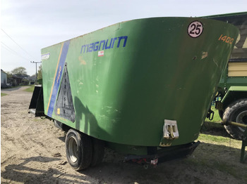 Forage mixer wagon FARESIN